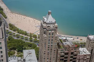 175 E Delaware Pl, Chicago, IL 60611 - Photo 27