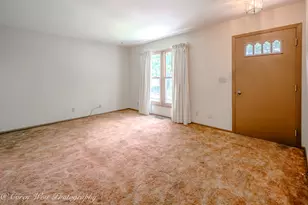 335 S Hadsall St, Genoa, IL 60135 - Photo 5