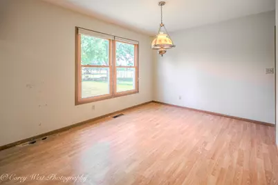 335 S Hadsall Street, Genoa, IL 60135 - Photo 11
