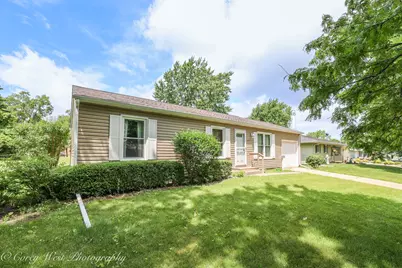335 S Hadsall Street, Genoa, IL 60135 - Photo 3
