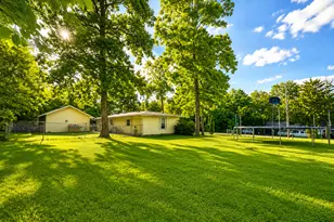 11538 W Oak Dr, Beach Park, IL 60099 - Photo 3