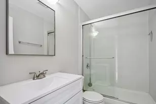 680 N Green St, Chicago, IL 60642 - Photo 11