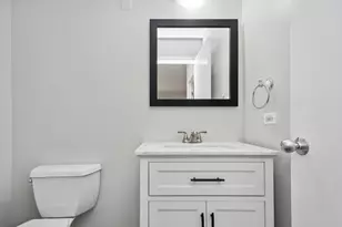 680 N Green St, Chicago, IL 60642 - Photo 15