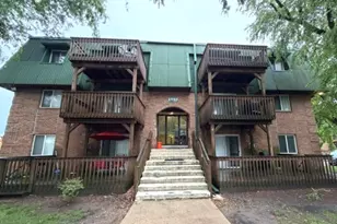 1985 Tall Oaks Dr, Aurora, IL 60505 - Photo 1