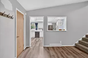 628 High Terrace, Dekalb, IL 60115 - Photo 7