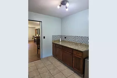 1907 W Golf Road #1B, Mount Prospect, IL 60056 - Photo 7