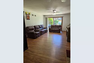 1907 W Golf Road #1B, Mount Prospect, IL 60056 - Photo 3