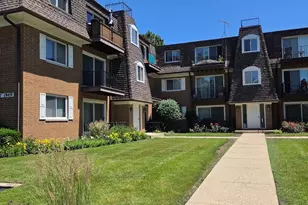 1907 W Golf Rd, Mount Prospect, IL 60056 - Photo 1