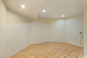 1219 Golf View Dr, Woodridge, IL 60517 - Photo 25