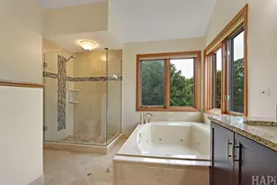 1219 Golf View Dr, Woodridge, IL 60517 - Photo 19