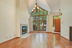 1219 Golf View Dr, Woodridge, IL 60517 - Photo 3