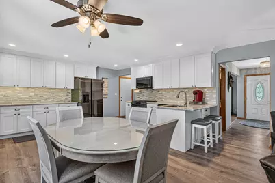 15301 Rosarie Drive, Homer Glen, IL 60491 - Photo 3