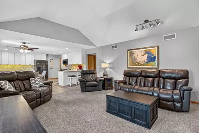 15301 Rosarie Drive, Homer Glen, IL 60491 - Photo 11