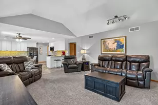 15301 Rosarie Dr, Homer Glen, IL 60491 - Photo 11
