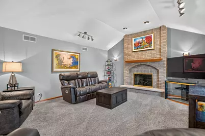 15301 Rosarie Drive, Homer Glen, IL 60491 - Photo 9