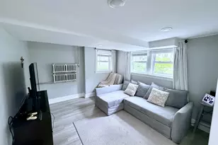 6302 W Holbrook St, Chicago, IL 60646 - Photo 3