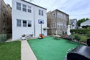 6302 W Holbrook St, Chicago, IL 60646 - Photo 11
