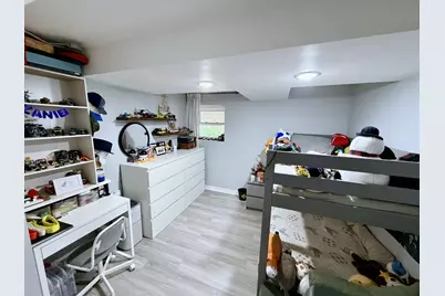 6302 W Holbrook Street #G, Chicago, IL 60646 - Photo 5