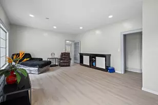 43 S Cedar St, Palatine, IL 60067 - Photo 11