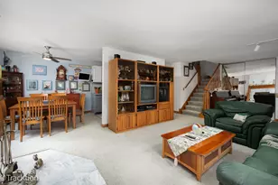 5917 Oakwood Dr, Lisle, IL 60532 - Photo 7