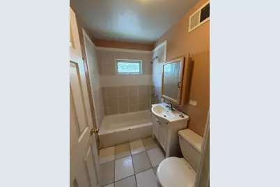 6505 S Damen Avenue, Chicago, IL 60636 - Photo 9