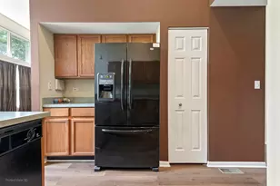 725 Littleton Trail, Elgin, IL 60120 - Photo 13