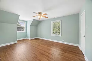 564 Selborne Rd, Riverside, IL 60546 - Photo 11