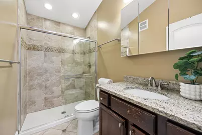 564 Selborne Road, Riverside, IL 60546 - Photo 17