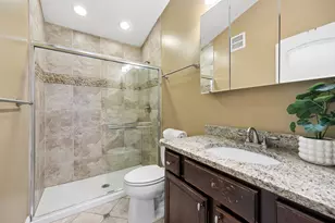 564 Selborne Rd, Riverside, IL 60546 - Photo 17