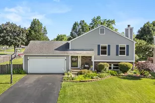 1334 Hill Rd, Geneva, IL 60134 - Photo 3