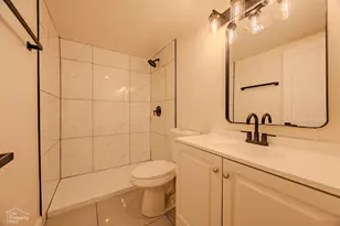 742 Voyager Dr, Bartlett, IL 60103 - Photo 19