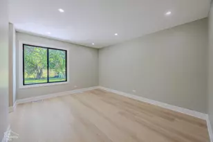 742 Voyager Dr, Bartlett, IL 60103 - Photo 15