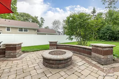 8 E Gartner Road, Naperville, IL 60540 - Photo 33