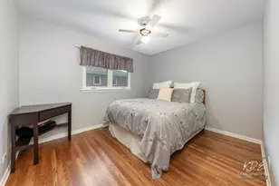 8 E Gartner Rd, Naperville, IL 60540 - Photo 19