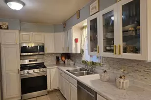 2321 Walnut St, Waukegan, IL 60087 - Photo 3