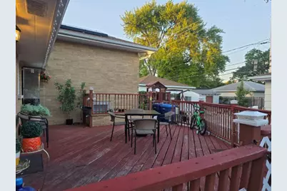2321 Walnut Street, Waukegan, IL 60087 - Photo 17