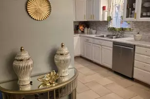 2321 Walnut St, Waukegan, IL 60087 - Photo 5