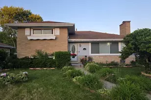 2321 Walnut St, Waukegan, IL 60087 - Photo 1