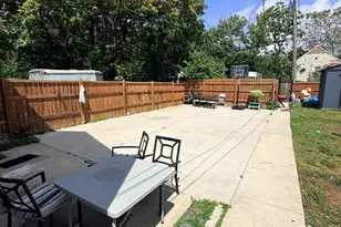 1533 S Kilbourn Ave, Chicago, IL 60623 - Photo 5