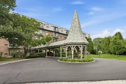 5125 Blodgett Avenue #510, Downers Grove, IL 60515 - Photo 1