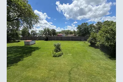 613 Wicker Avenue, Streamwood, IL 60107 - Photo 13