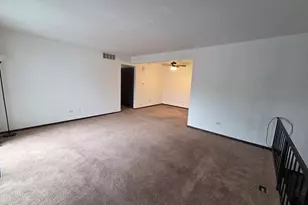 1440 Sutter Dr, Hanover Park, IL 60133 - Photo 9