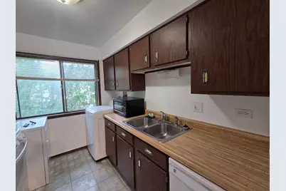 1440 Sutter Drive #1440, Hanover Park, IL 60133 - Photo 3