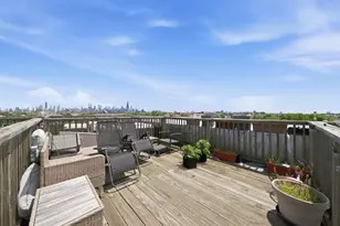 2424 W Chicago Ave, Chicago, IL 60622 - Photo 33