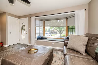 10948 S Albany Avenue, Chicago, IL 60655 - Photo 5