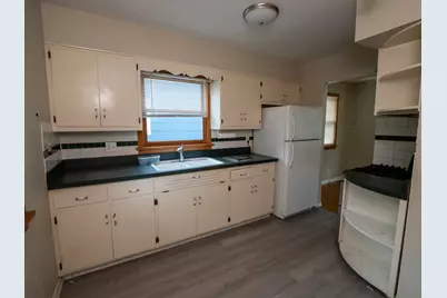 1332 N Main Street, Naperville, IL 60563 - Photo 13