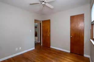 1332 N Main St, Naperville, IL 60563 - Photo 11