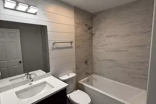 625 Edward Dr, Romeoville, IL 60446 - Photo 7