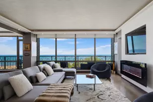 1040 N Lake Shore Dr, Chicago, IL 60611 - Photo 5