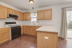 1610 Lake Pointe Ct, Plainfield, IL 60586 - Photo 11